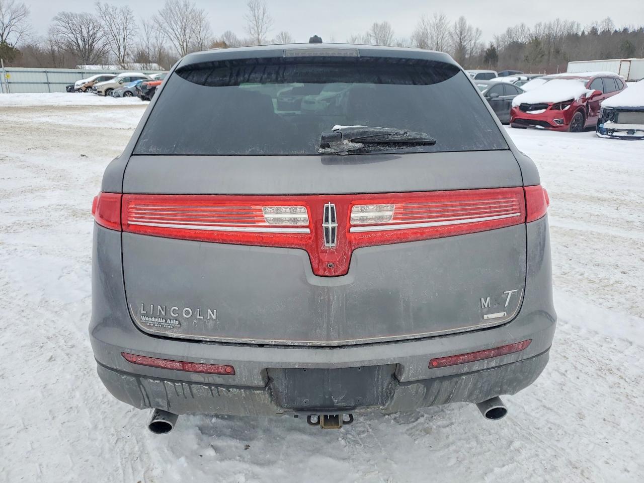 2010 LINCOLN MKT