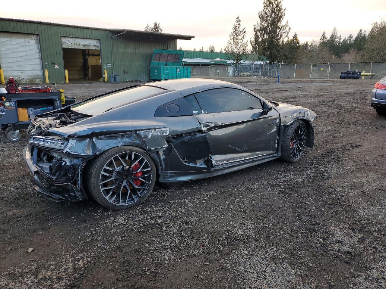 2018 AUDI R8
