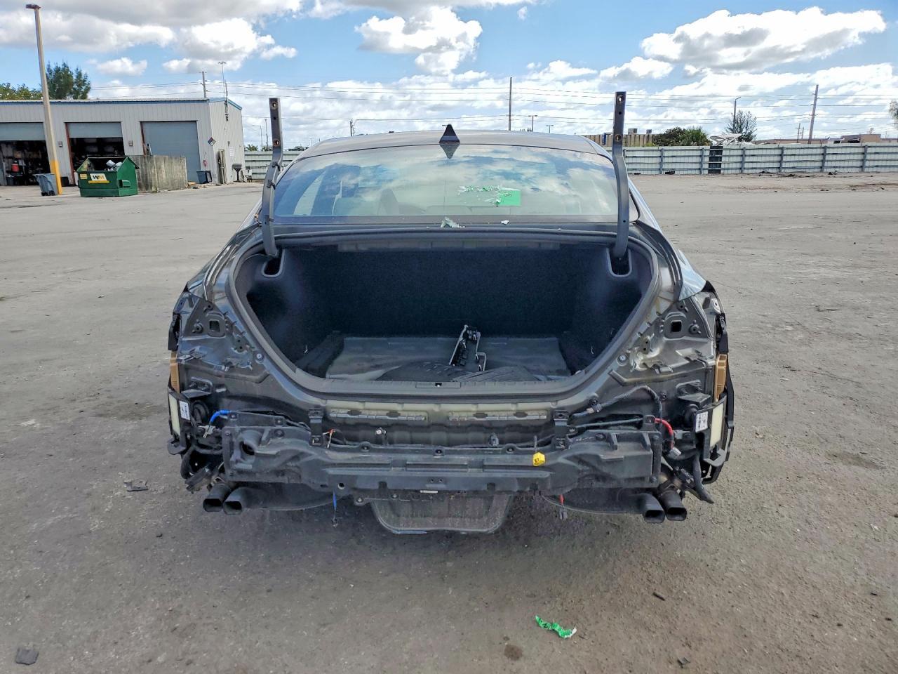 2023 GENESIS G70