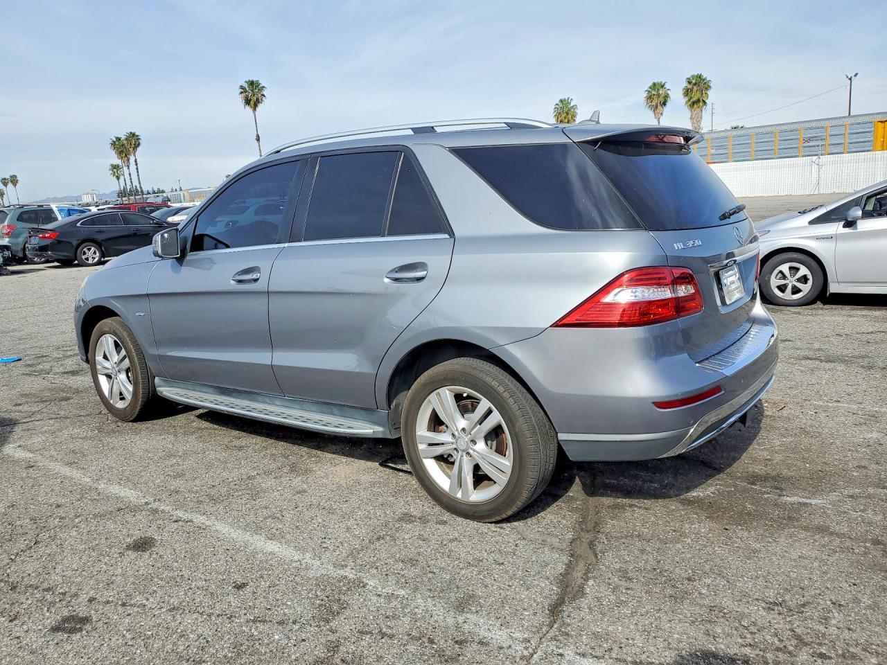 2012 MERCEDES-BENZ ML-Class