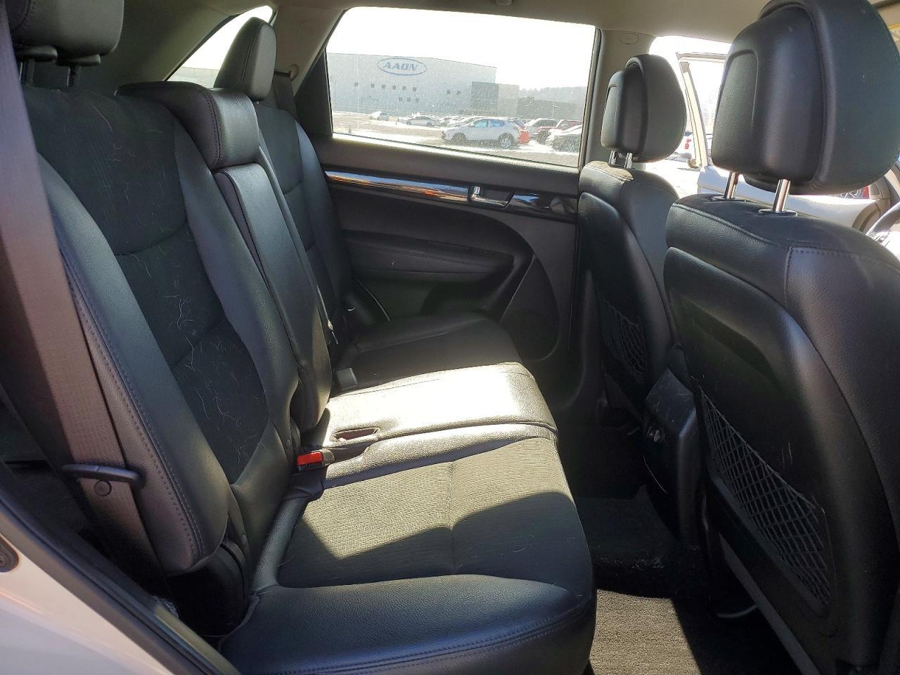 2011 KIA SORENTO