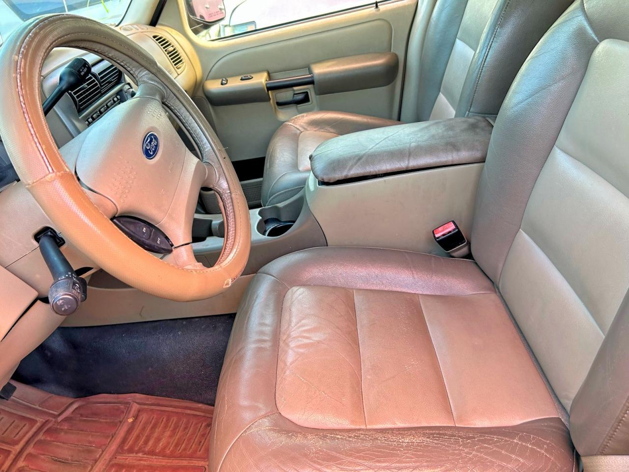 2004 FORD Explorer Sport Trac