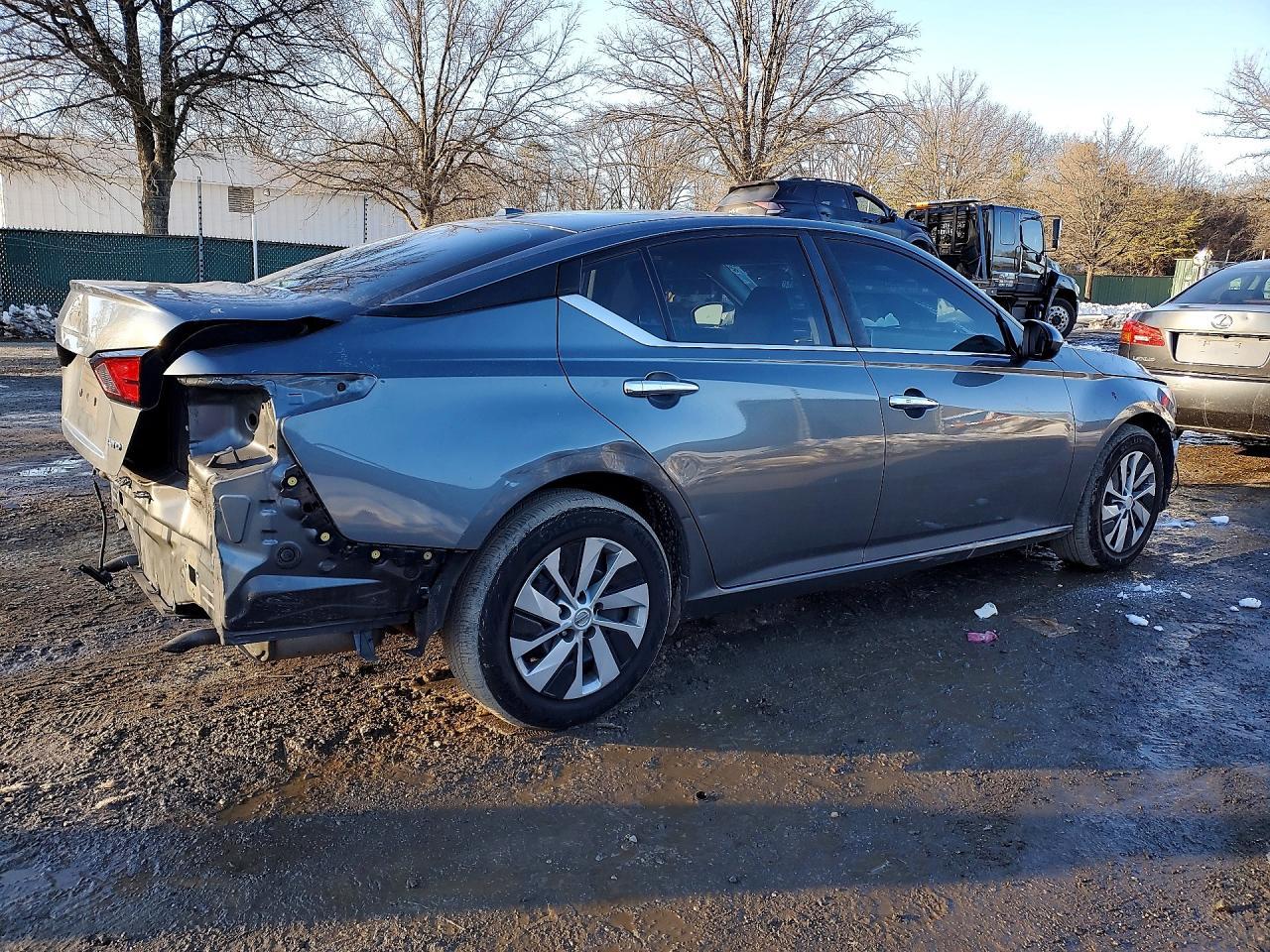 2019 NISSAN ALTIMA