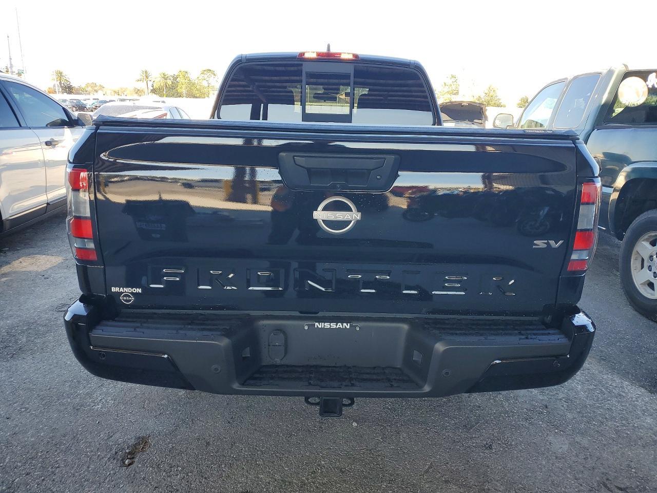 2022 NISSAN Frontier
