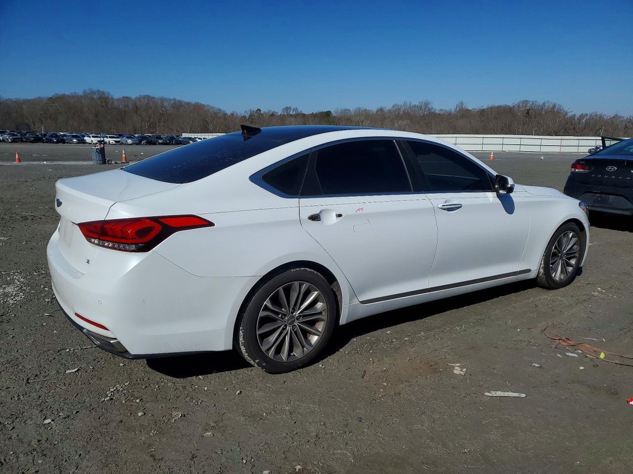 2015 HYUNDAI GENESIS