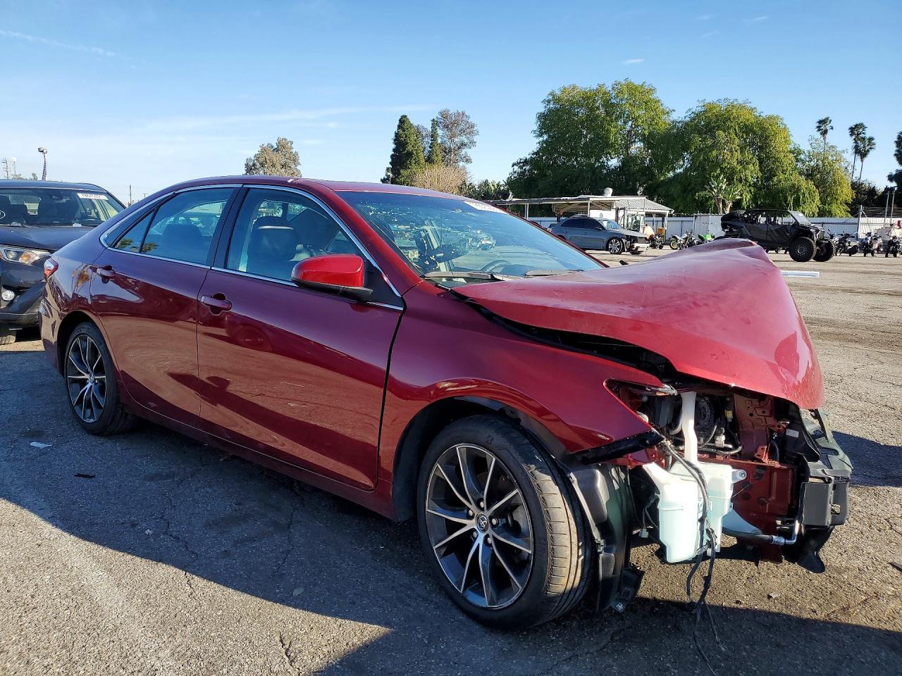 2015 TOYOTA CAMRY
