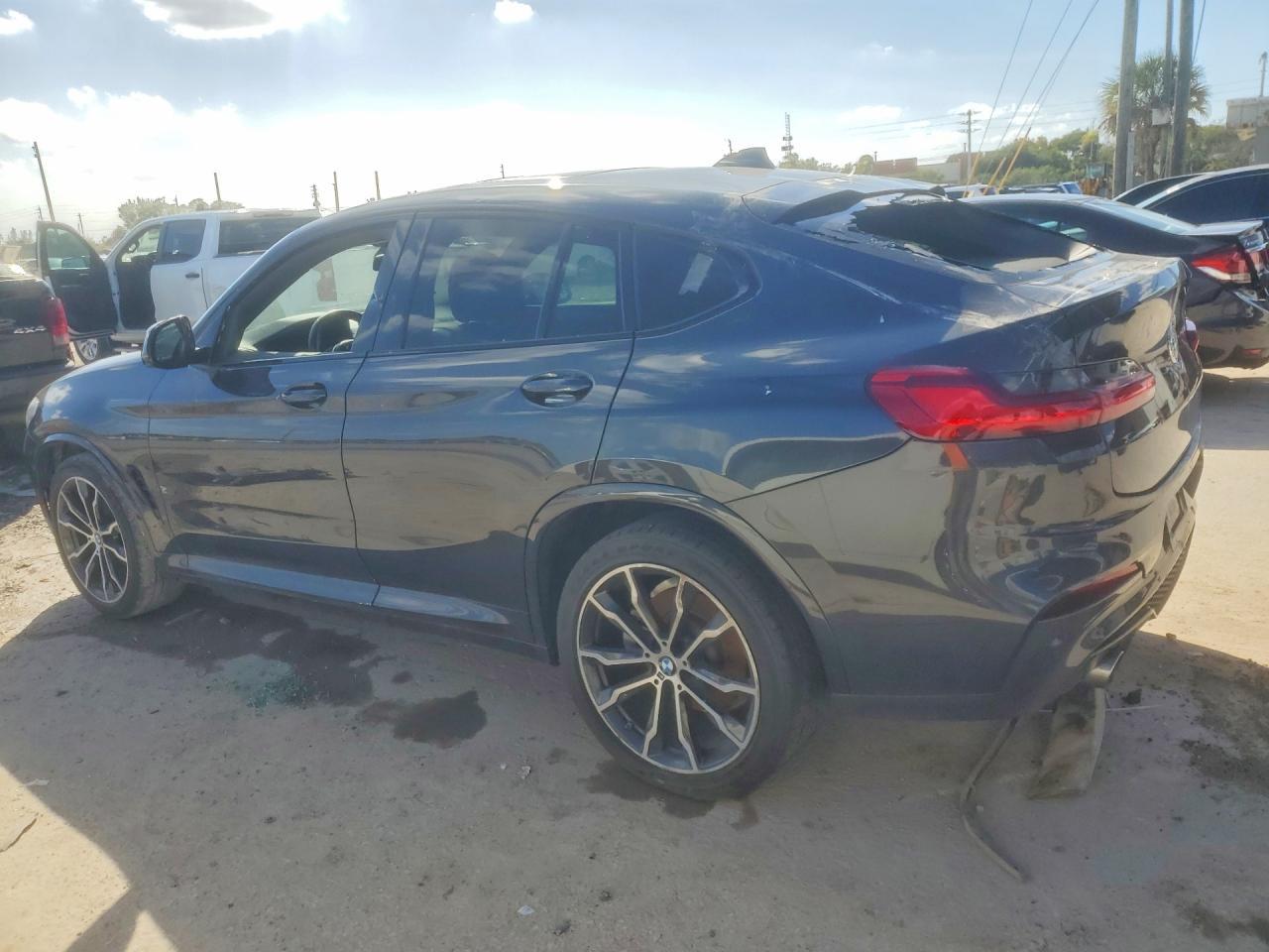 2021 BMW X4