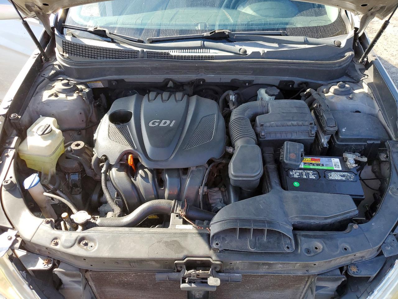 2011 HYUNDAI SONATA