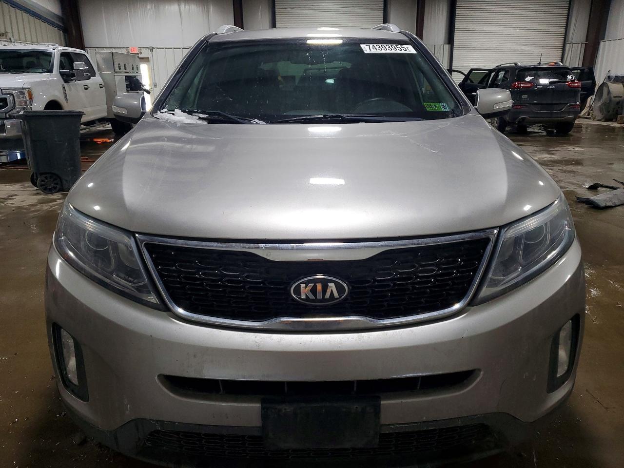 2015 KIA SORENTO