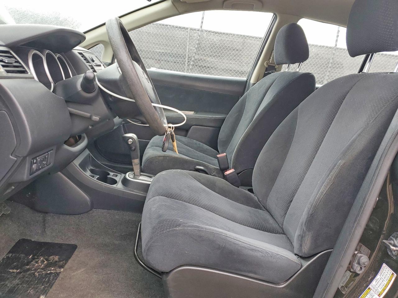 2011 NISSAN VERSA