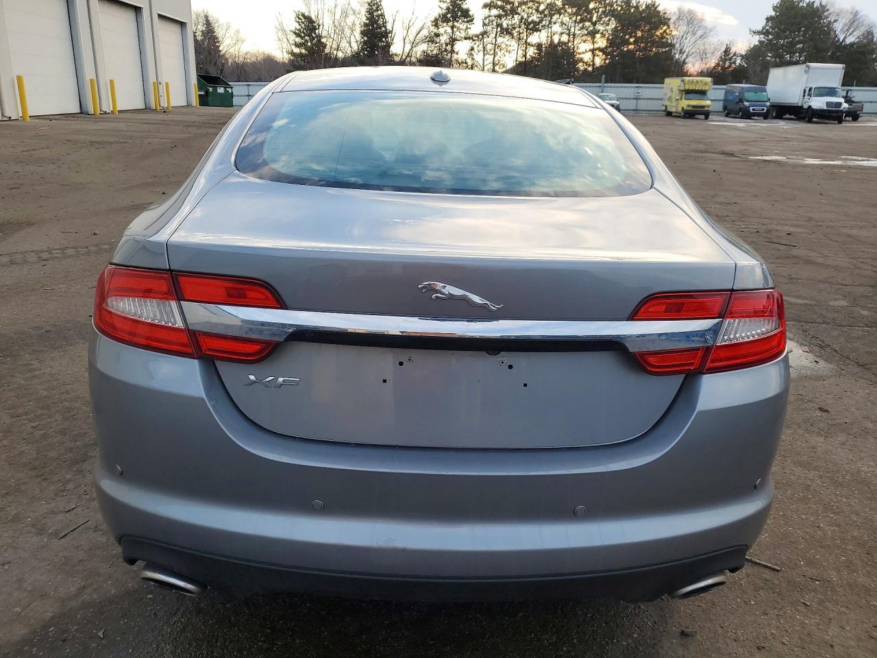 2012 JAGUAR XF