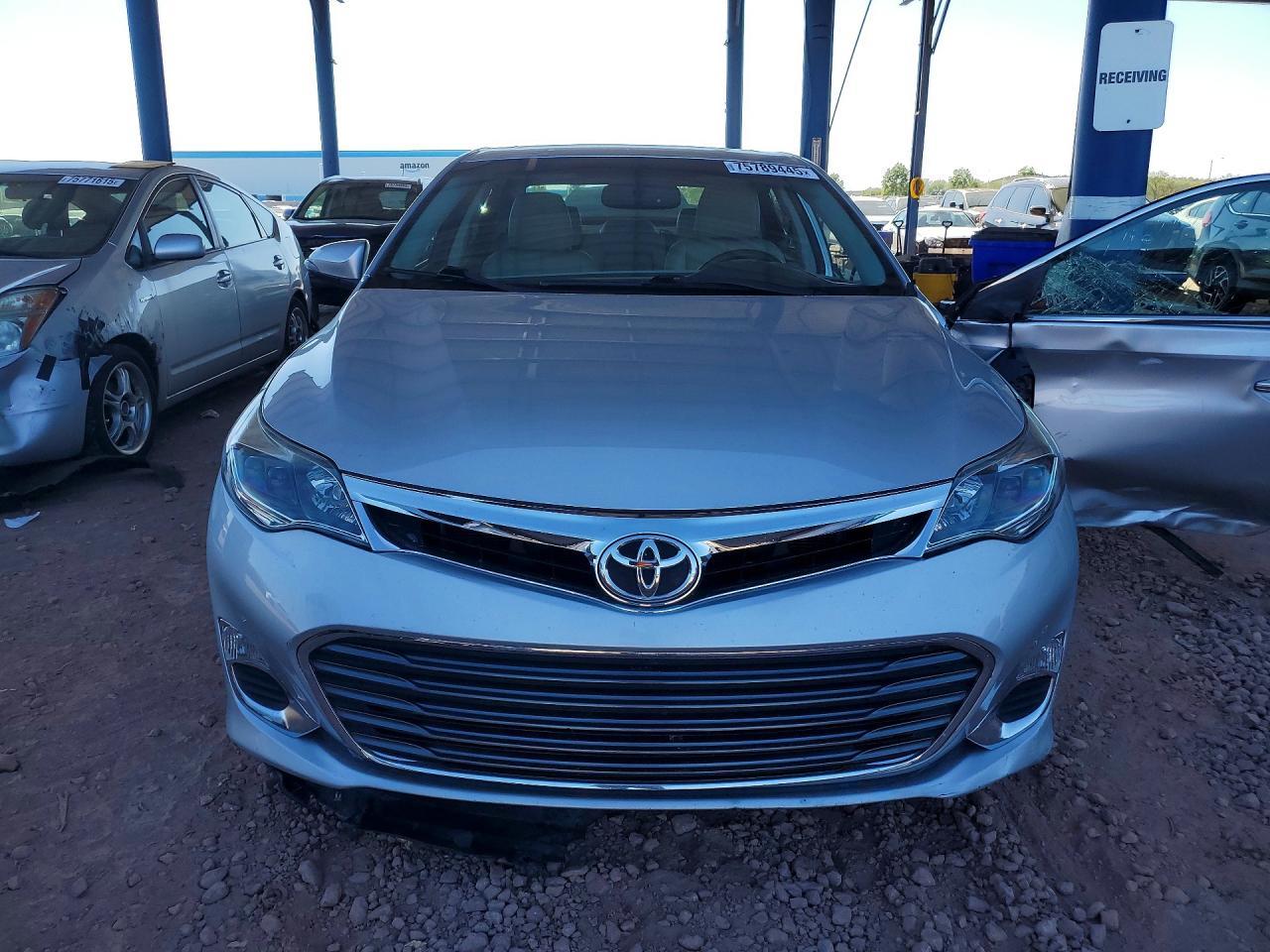 2013 TOYOTA Avalon