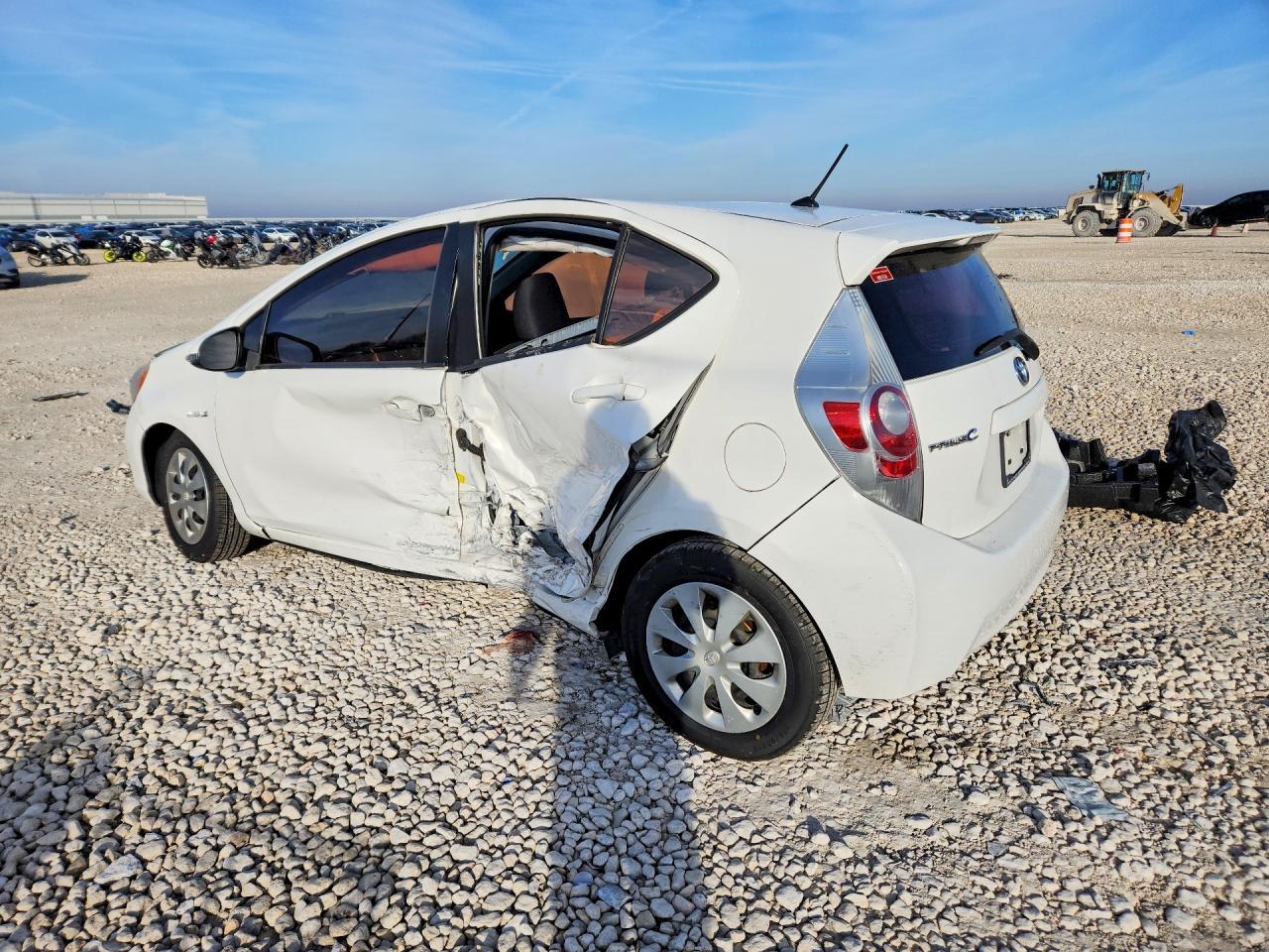 2014 TOYOTA Prius c