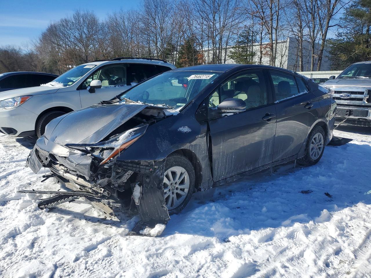 2016 TOYOTA PRIUS