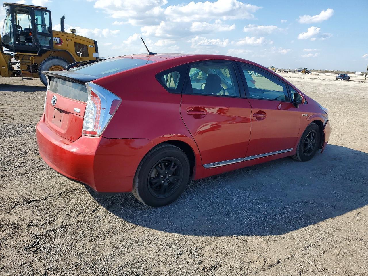 2015 TOYOTA PRIUS