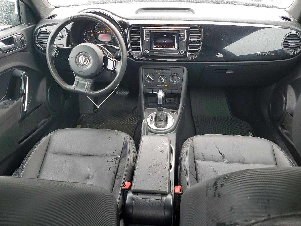 2016 VOLKSWAGEN Beetle