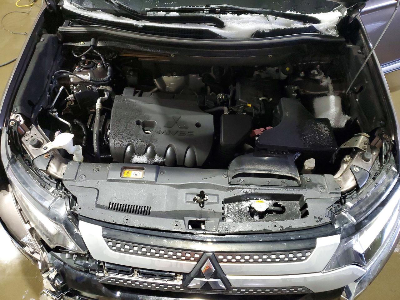 2019 MITSUBISHI outlander