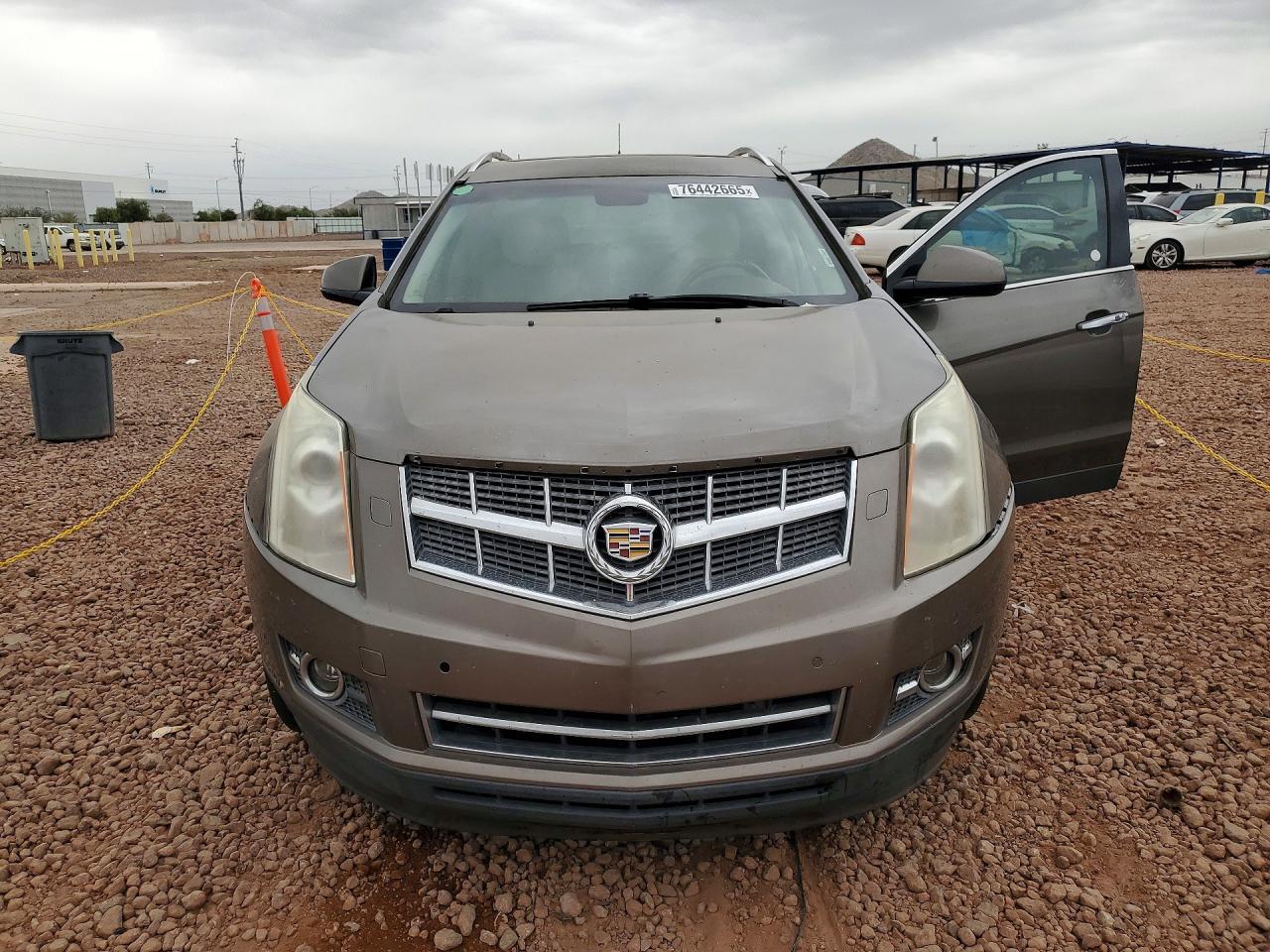 2011 CADILLAC SRX