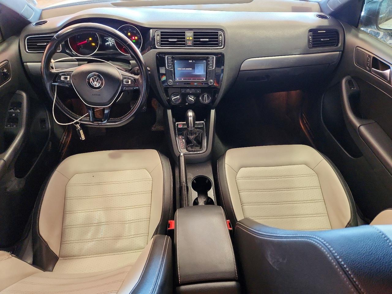 2016 VOLKSWAGEN JETTA
