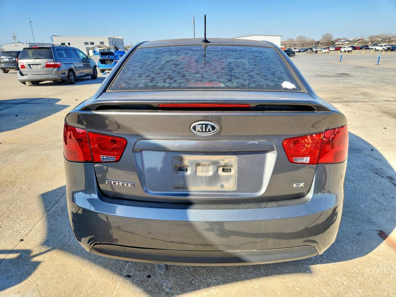 2013 KIA FORTE