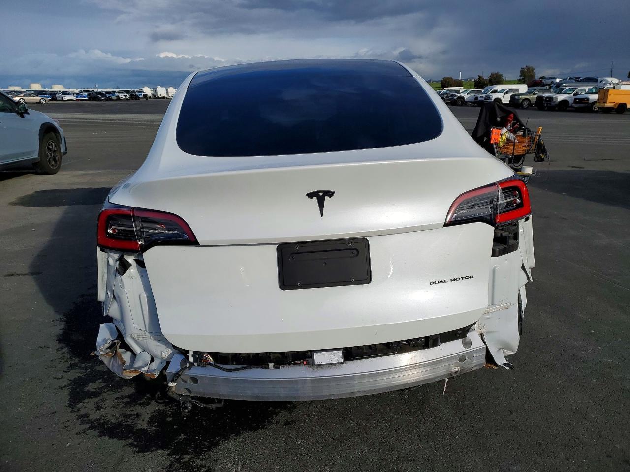 2021 TESLA MODEL Y