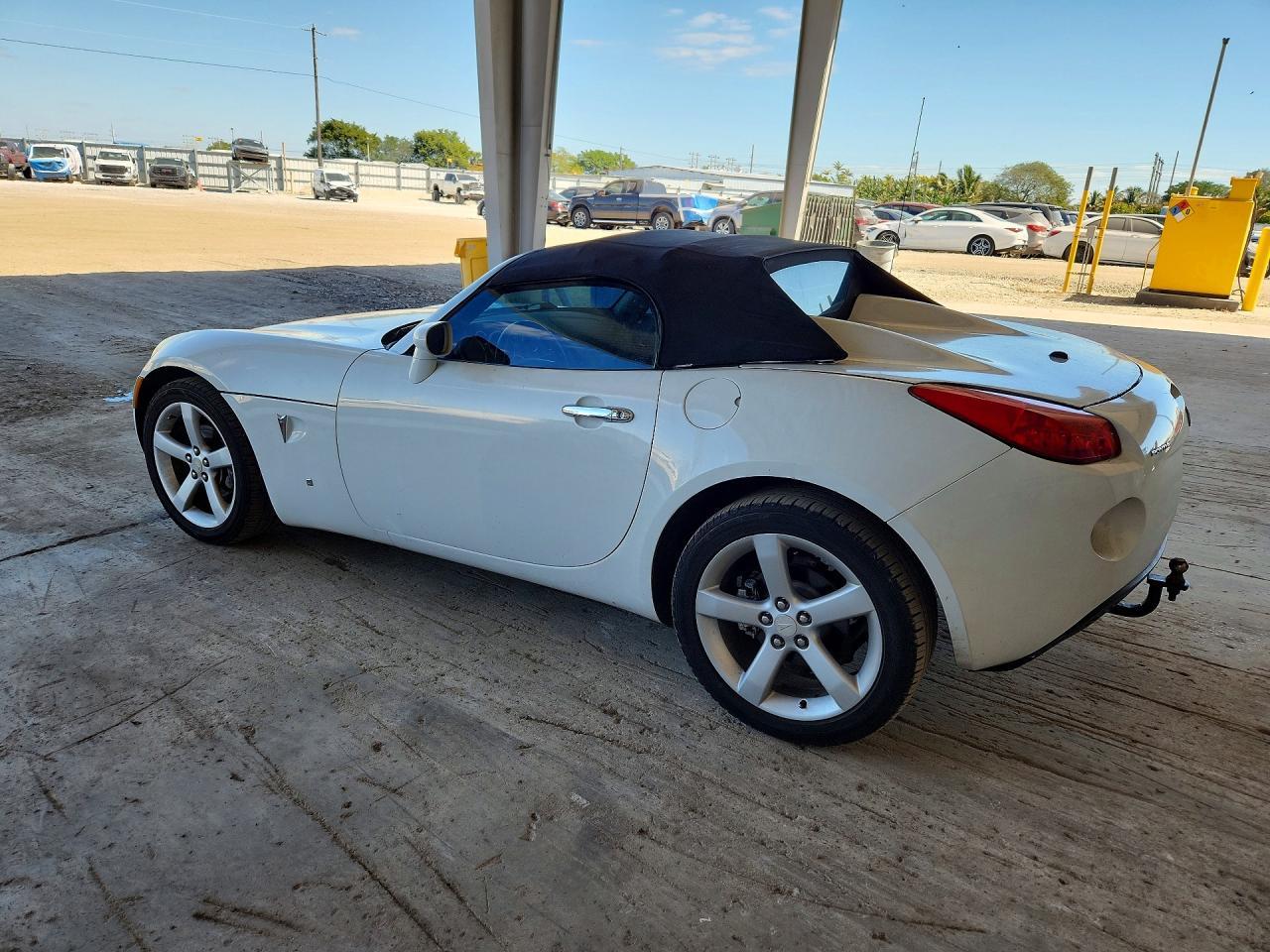 2006 PONTIAC SOLSTICE