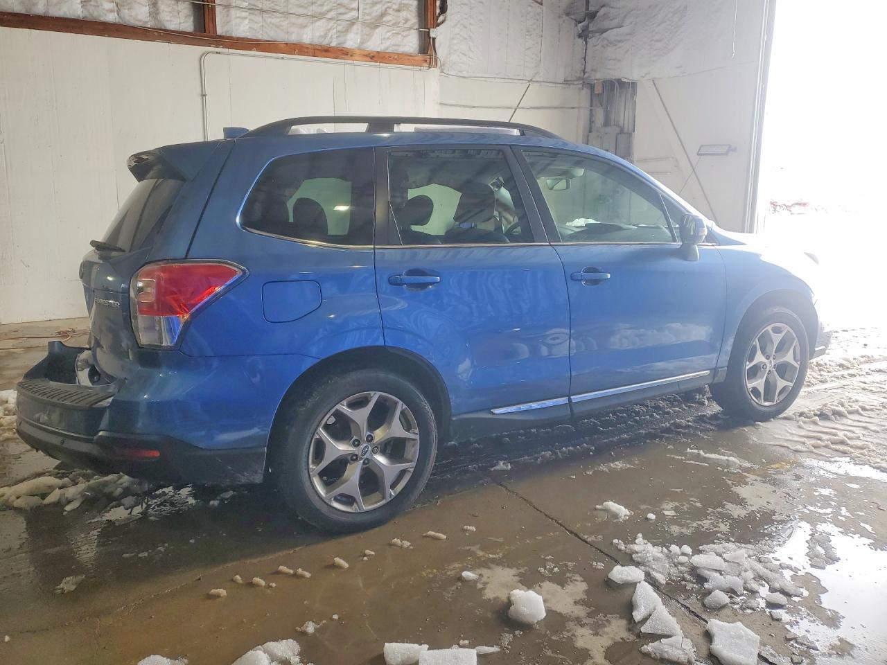2018 SUBARU FORESTER