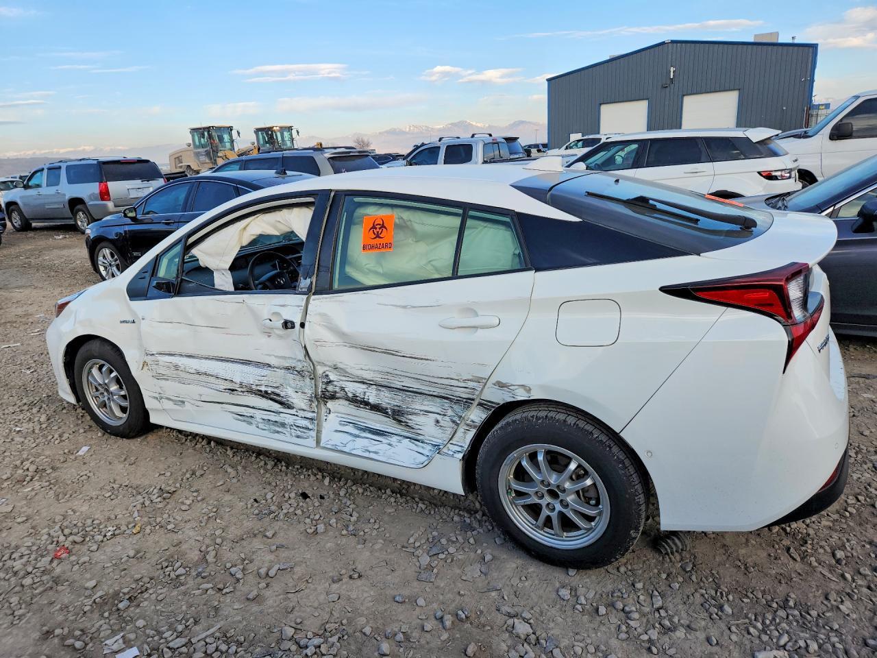 2021 TOYOTA PRIUS