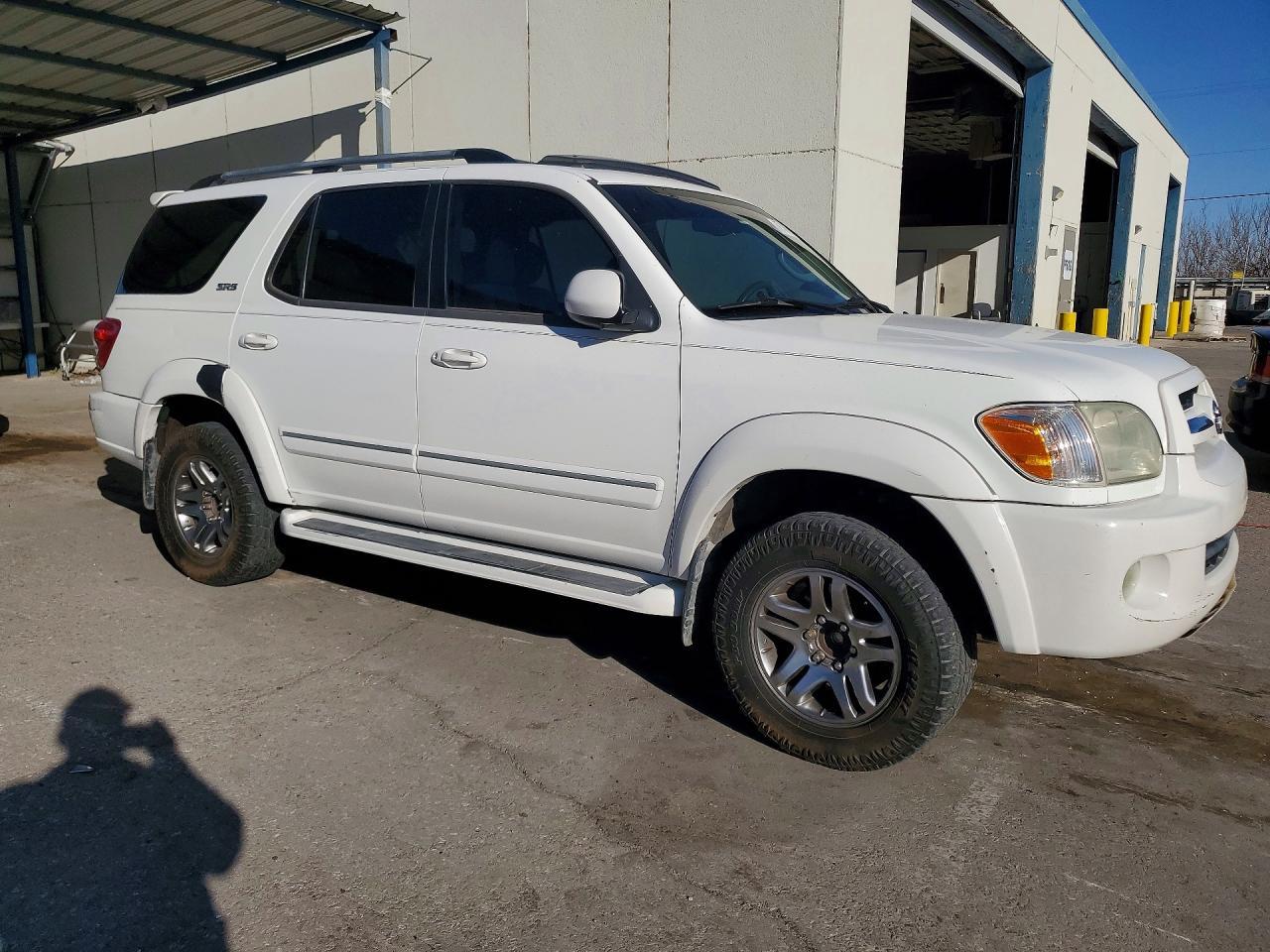 2006 TOYOTA Sequoia