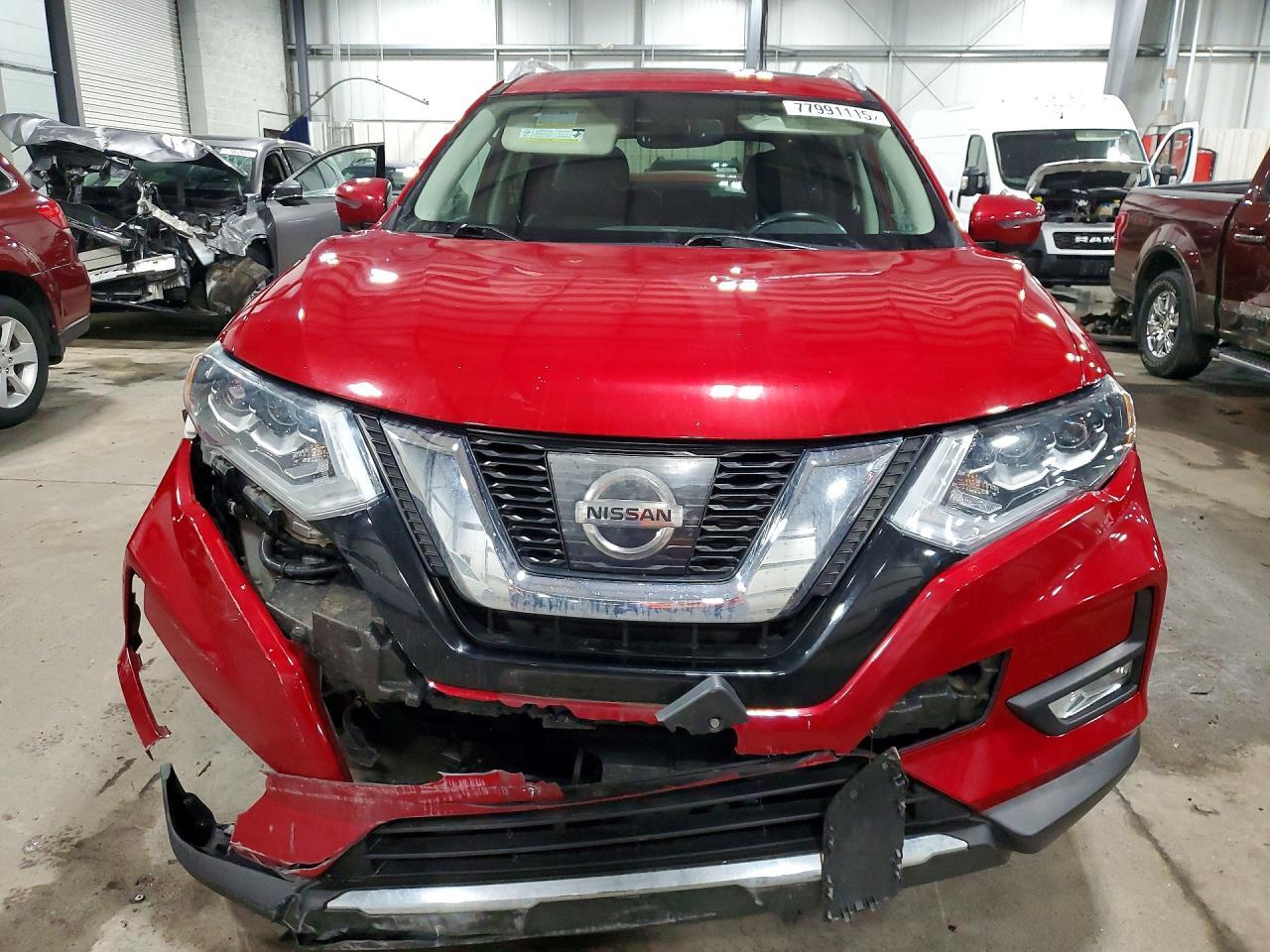 2017 NISSAN ROGUE