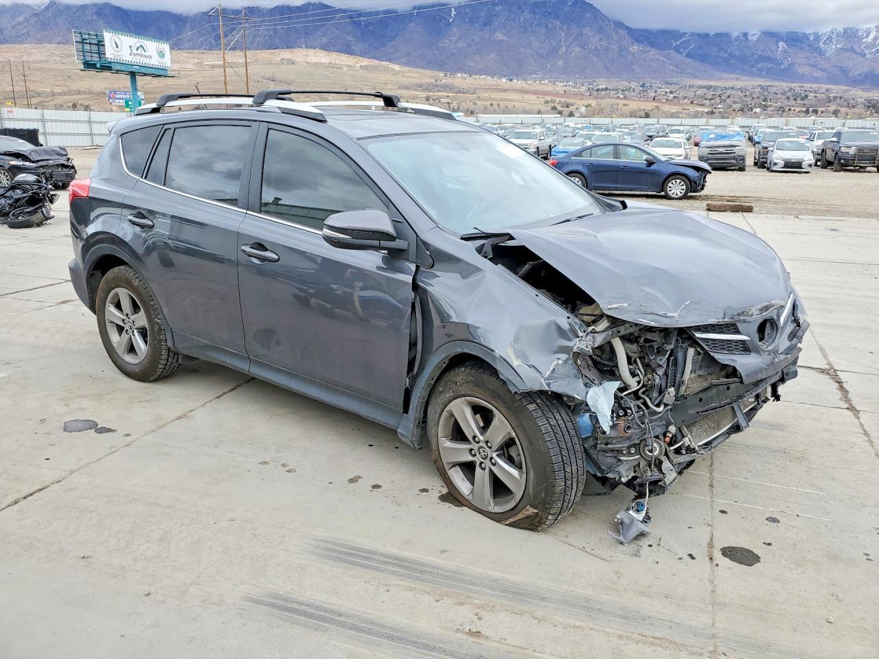 2015 TOYOTA RAV4