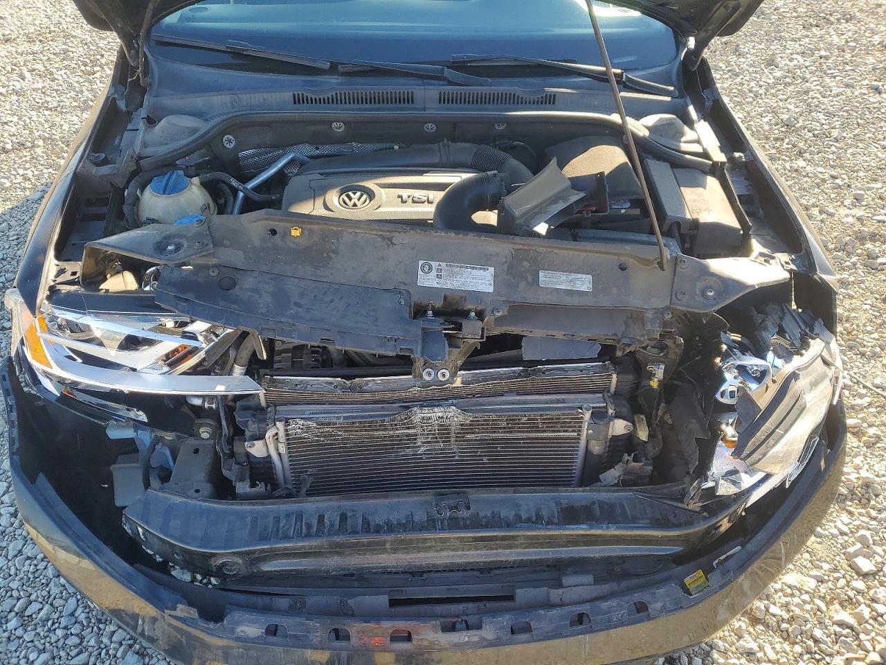 2015 VOLKSWAGEN JETTA