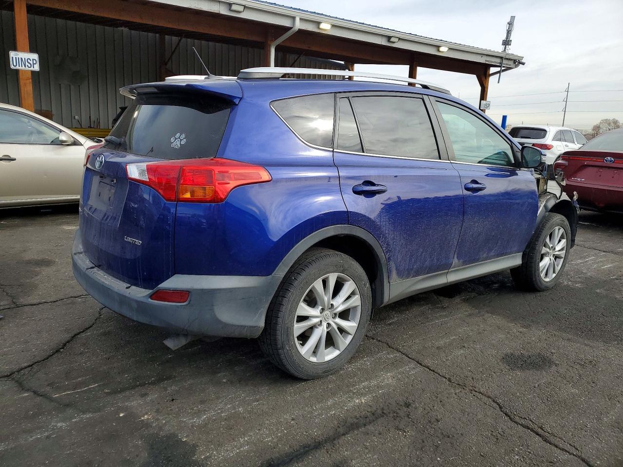 2015 TOYOTA RAV4