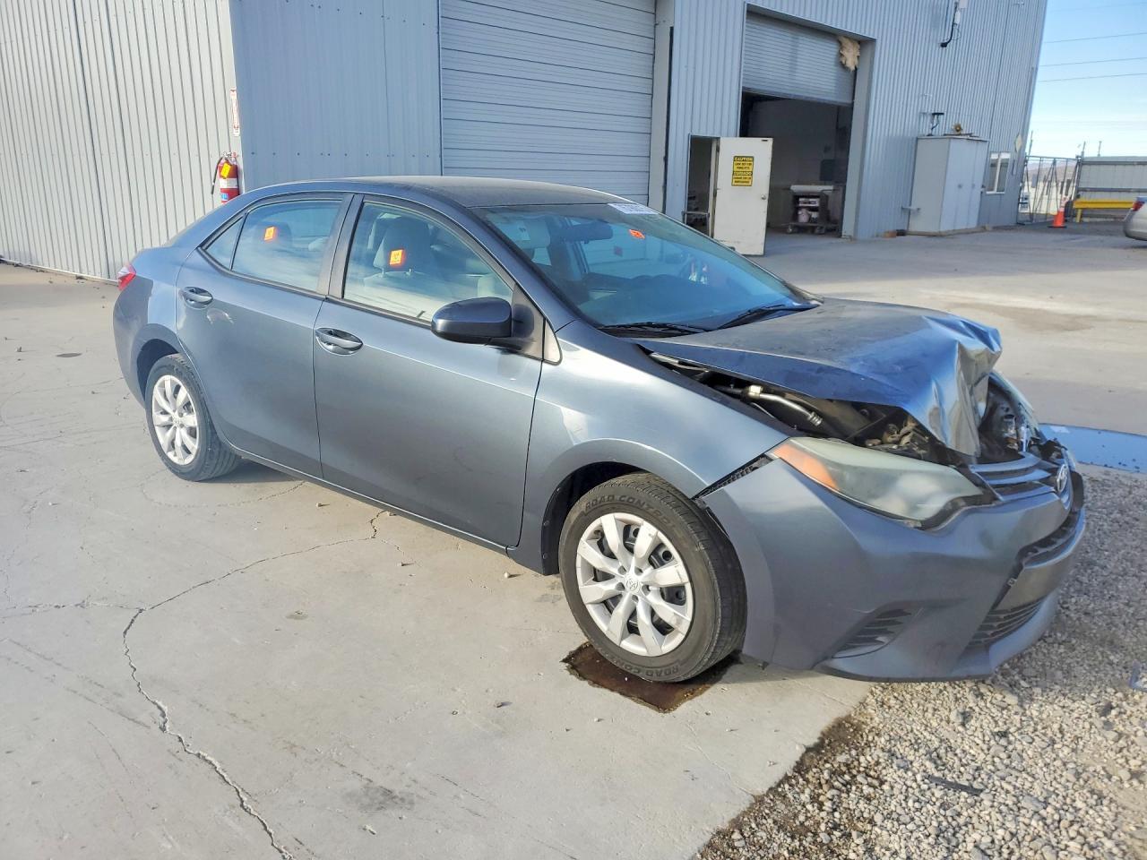 2015 TOYOTA COROLLA