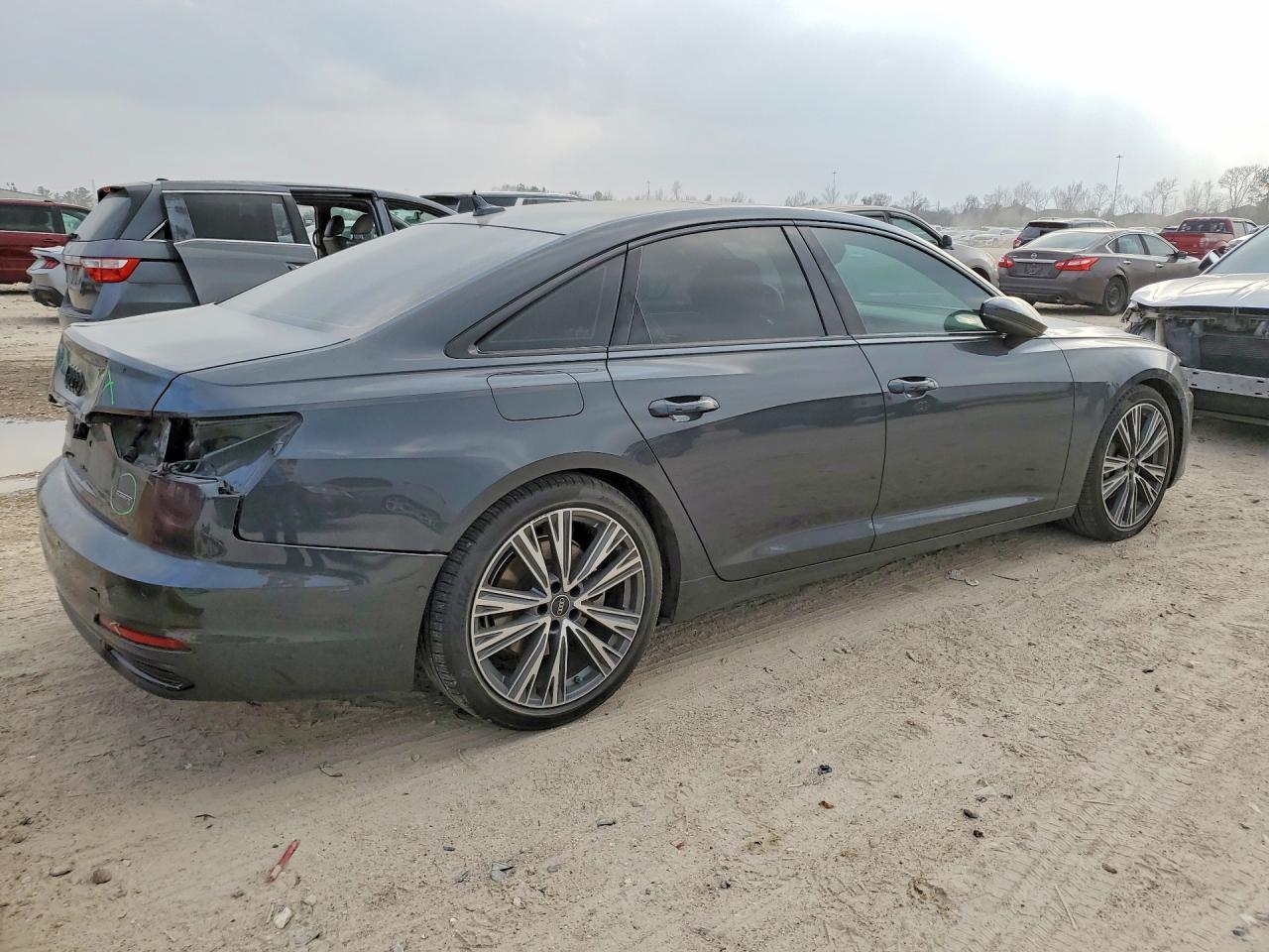 2022 AUDI A6
