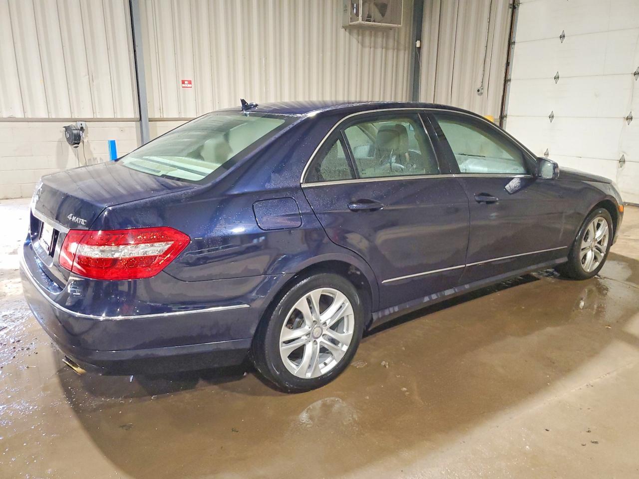 2010 MERCEDES-BENZ E-Class