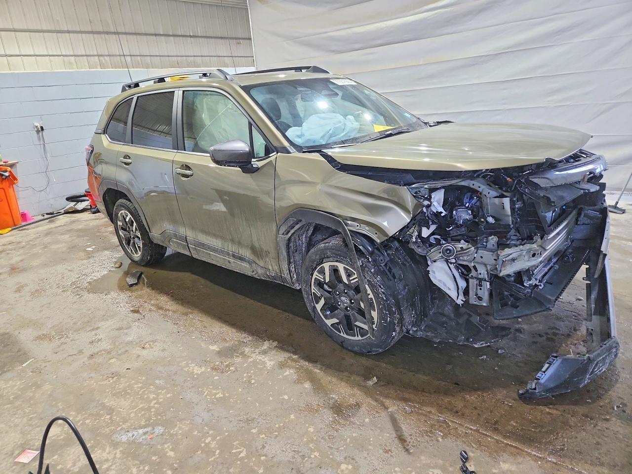 2025 SUBARU FORESTER