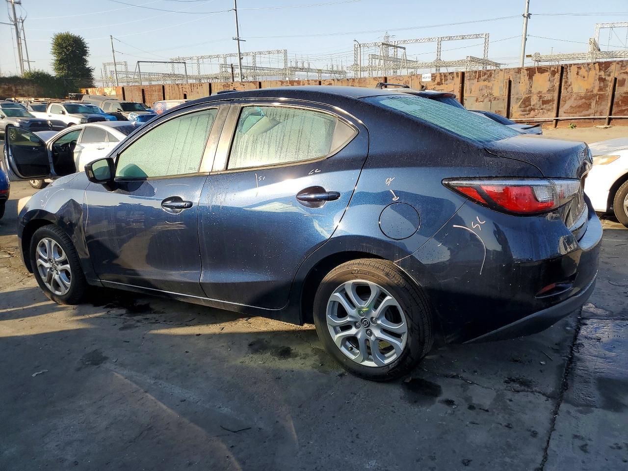 2016 TOYOTA SCION