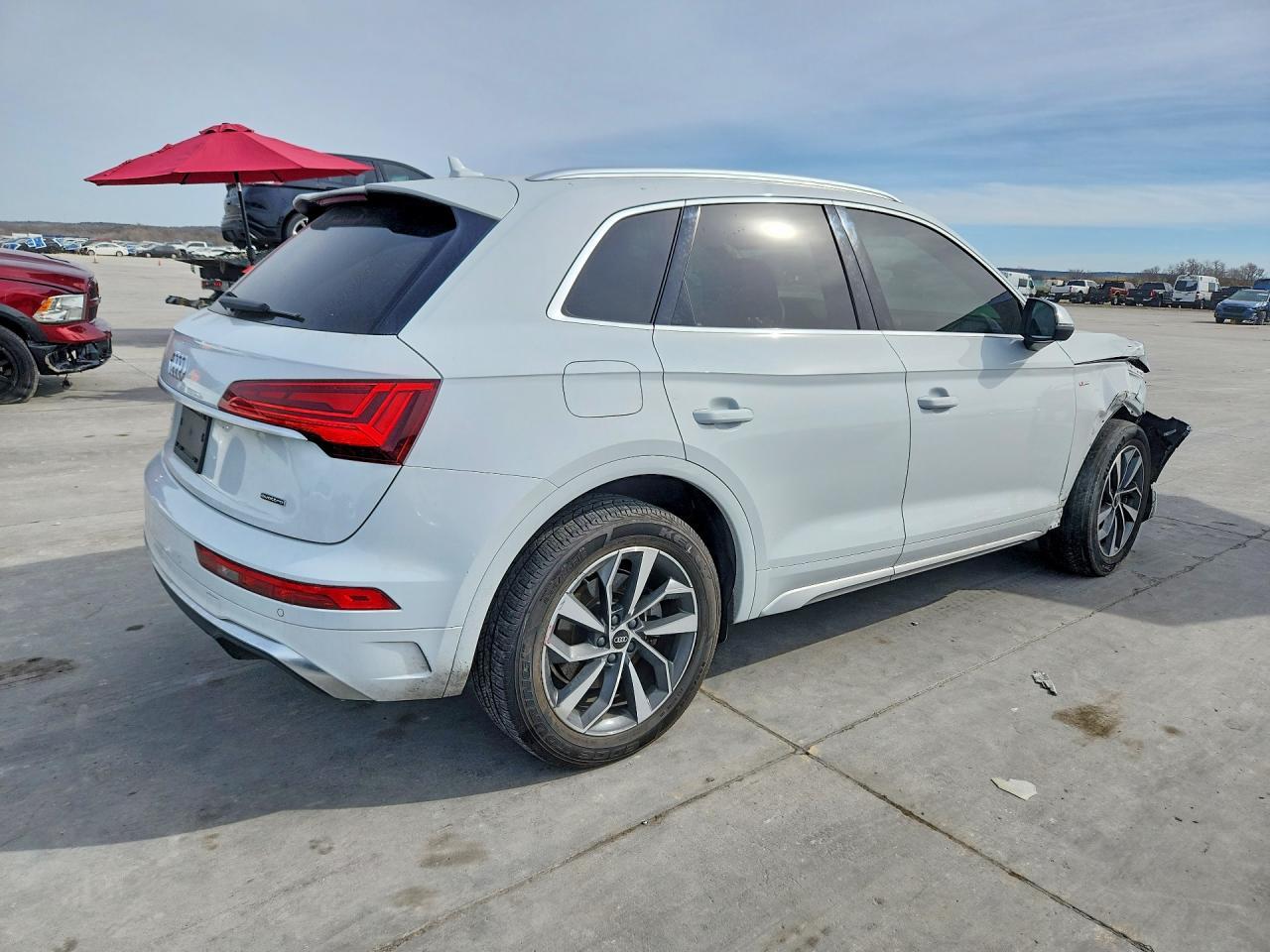 2023 AUDI Q5