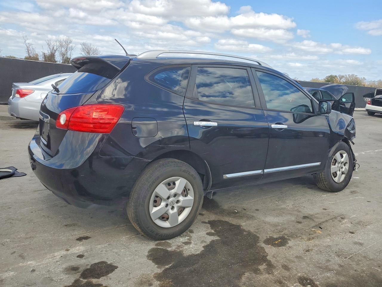 2015 NISSAN ROGUE