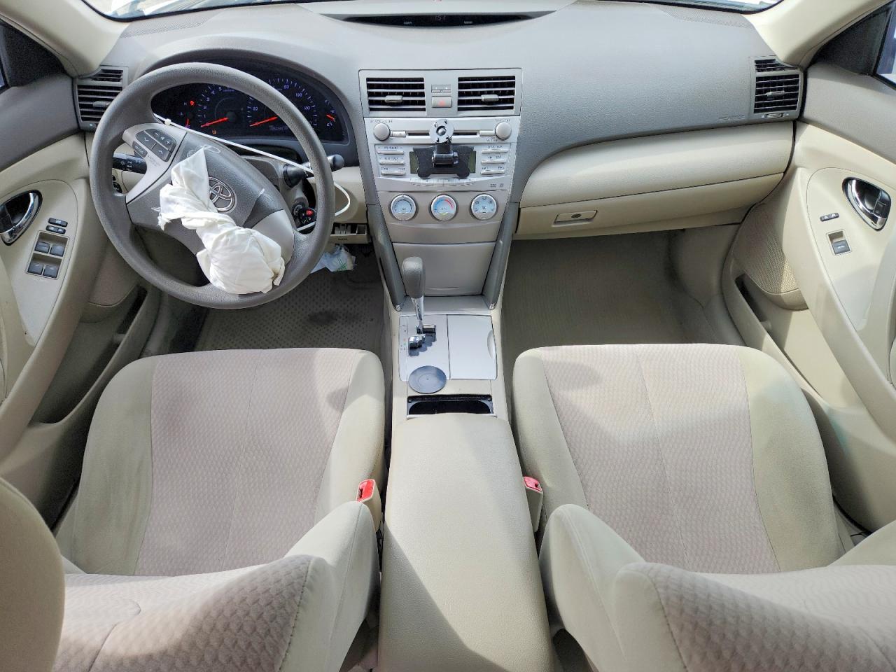 2011 TOYOTA CAMRY