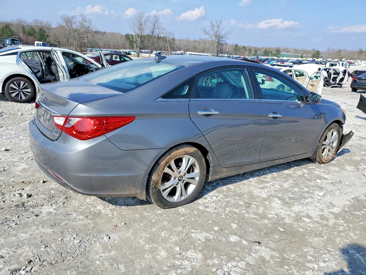 2013 HYUNDAI SONATA