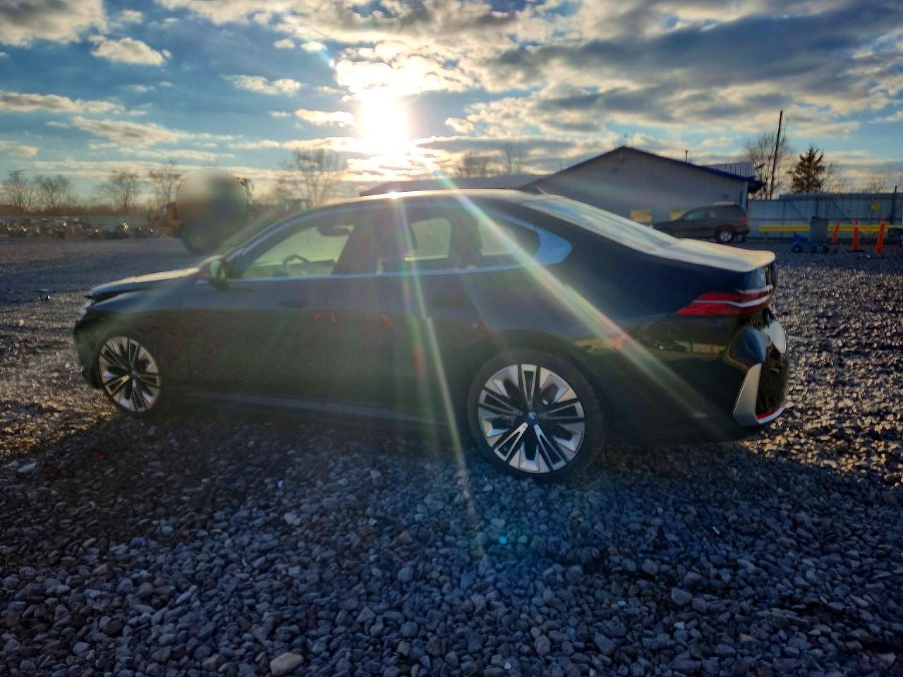 2024 BMW i5