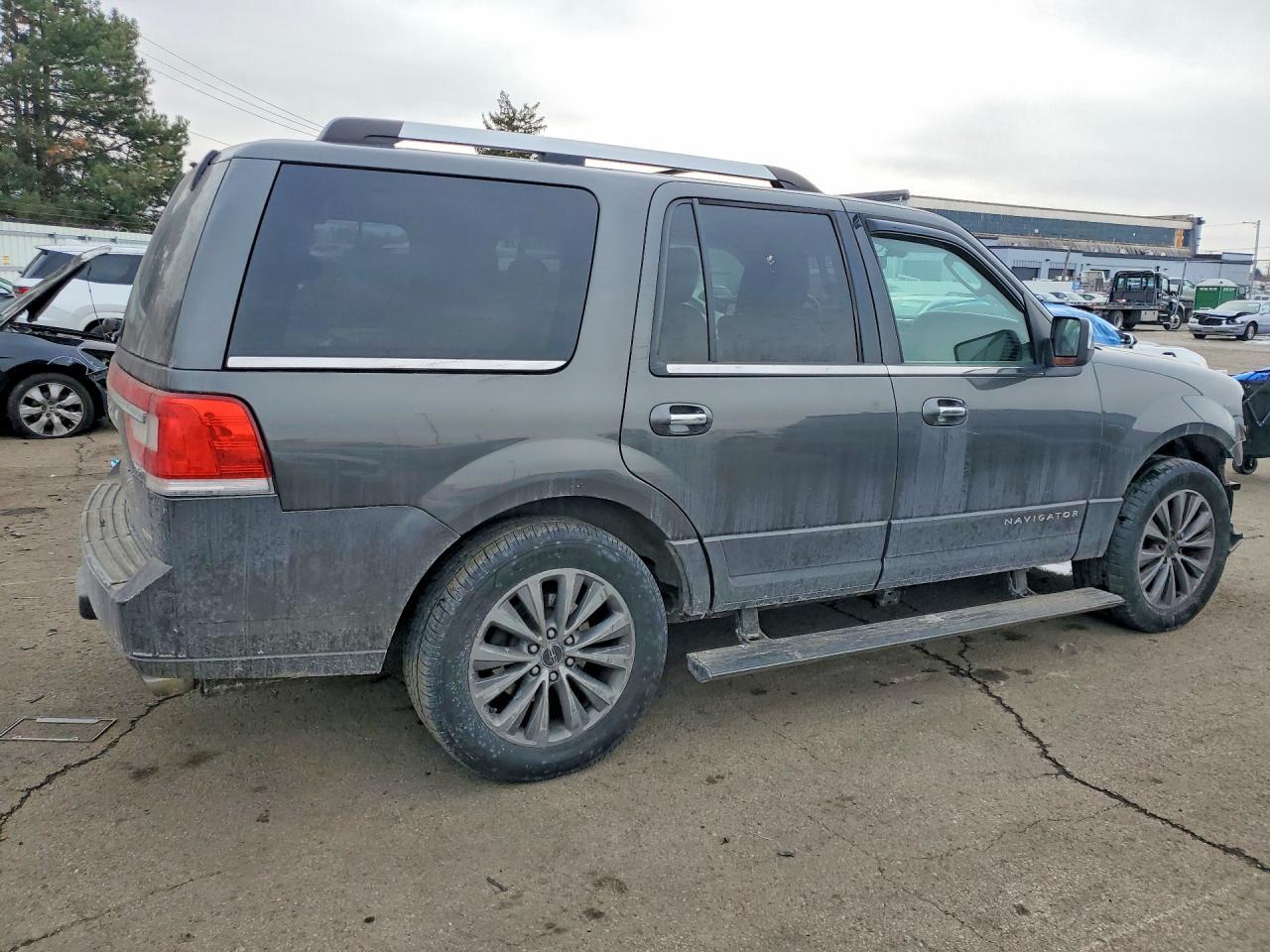 2015 LINCOLN Navigator