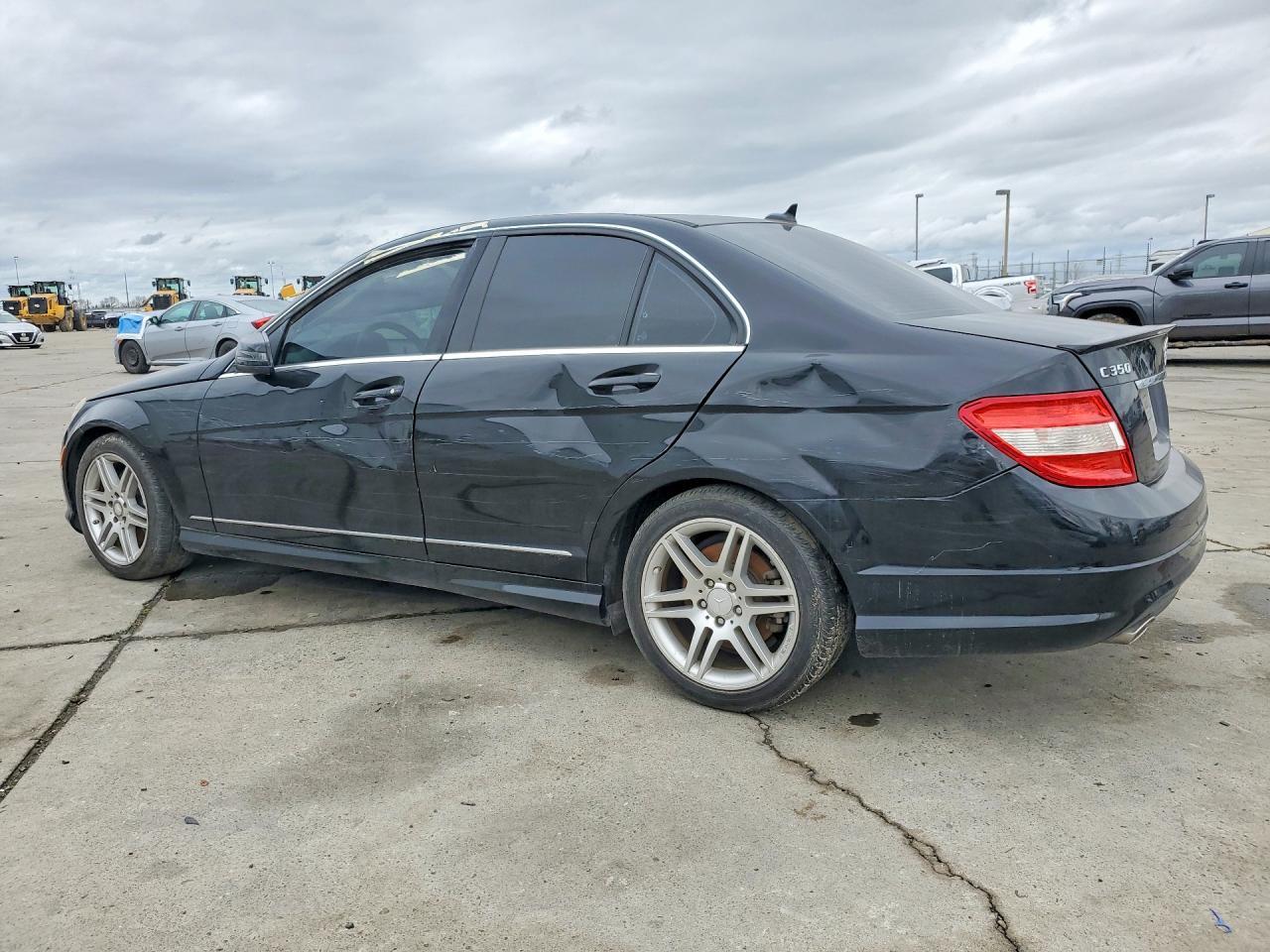 2010 MERCEDES-BENZ C-CLASS