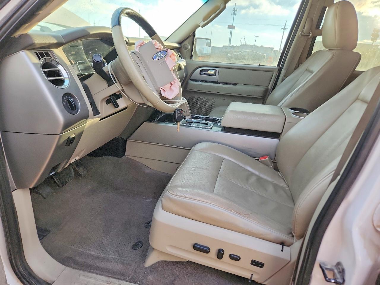 2014 FORD Expedition