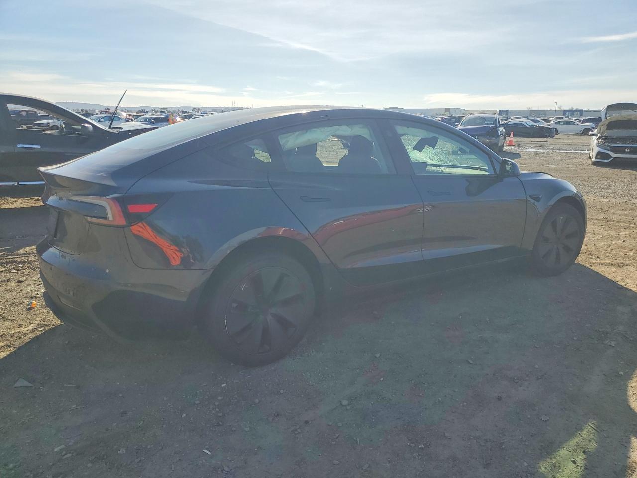 2025 TESLA MODEL 3