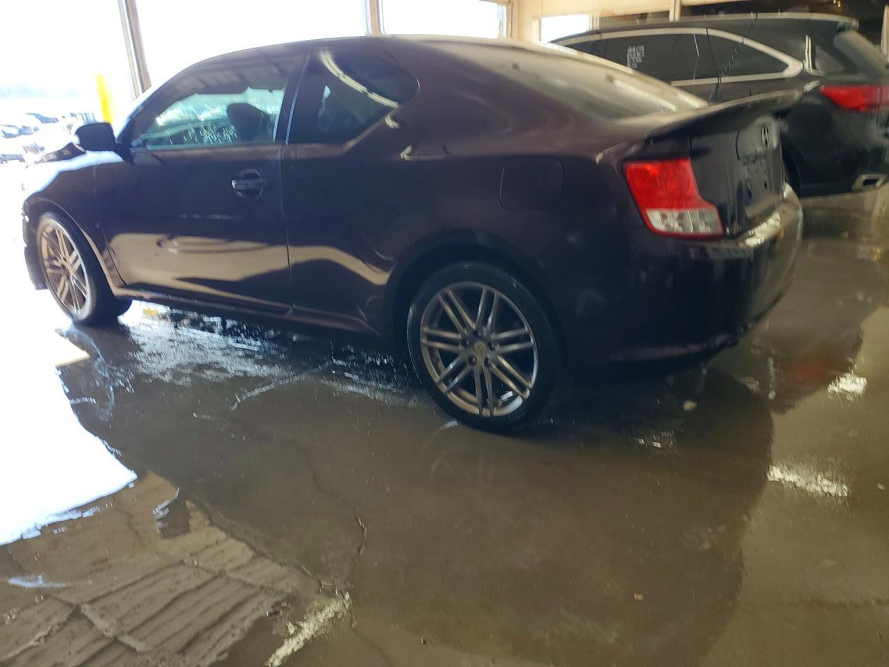 2013 TOYOTA SCION