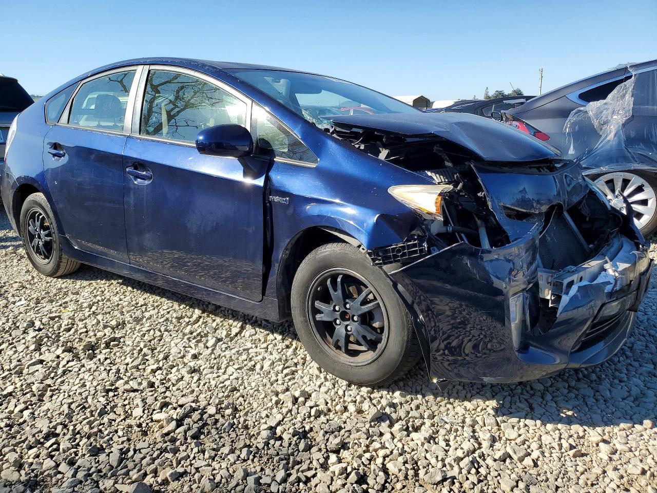 2013 TOYOTA PRIUS