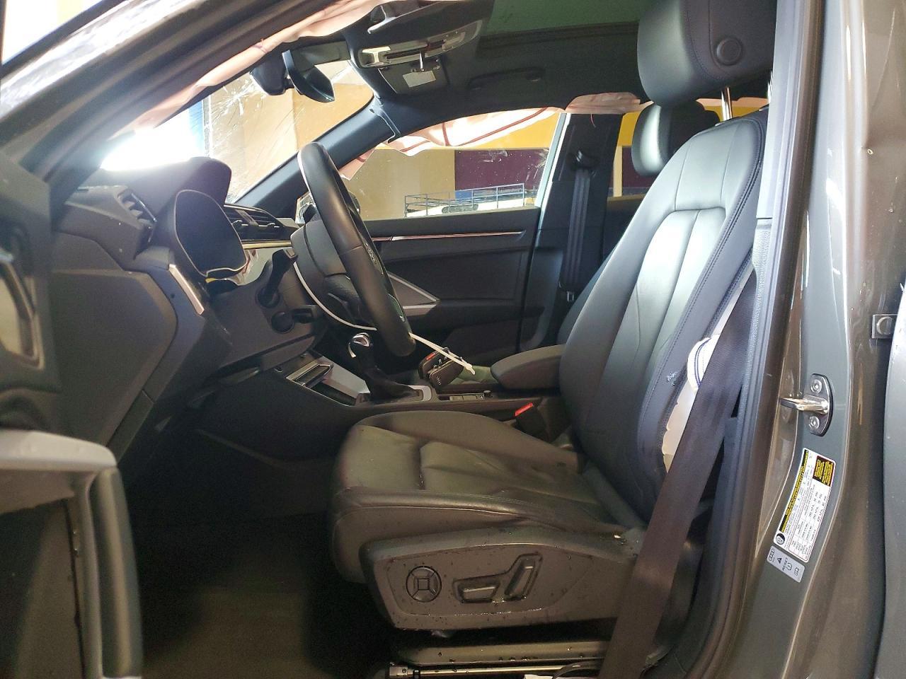 2023 AUDI Q3